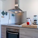 Lägenhet Tasteful 1 Bdr Flat W/balcony & Pool By Lovelystay *