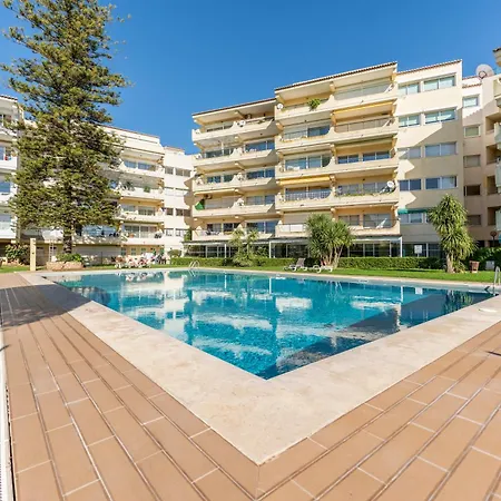 Tasteful 1 Bdr Flat W/balcony & Pool By Lovelystay Apartment Quarteira